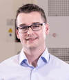 stefan bauer | bam | moules outillages – Stefan Bauer, responsable de la production : « <em>hyper</em>MILL<sup>®</sup> est pour moi le meilleur logiciel pour programmer des usinages cinq&nbsp;axes. »